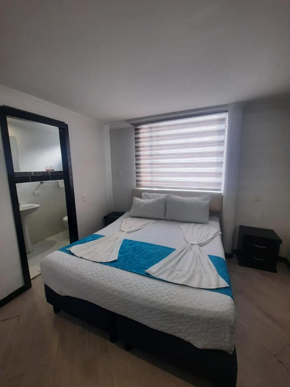 Hotel Zafiro Boutique โบโกตา ภายนอก รูปภาพ